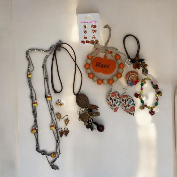 Fall-Themed Jewelry Jar W/ Earrings Necklaces Bracelets & Accessories 15 Items - Picture 3 of 8